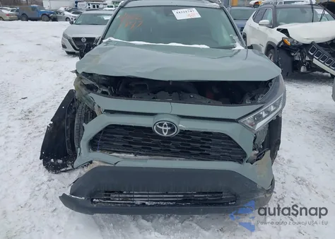 2019 Toyota Rav4 Xle z USA, uszkodzony, nr VIN 2T3P1RFV0KW036983